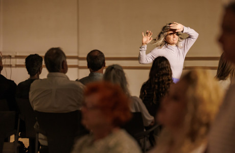 עדיף שאני לא אראה בעין אחת, קיצר // 5 בפברואר