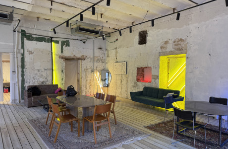 סדנת כתיבה אישית עם ג׳ייסון דנינו הולט